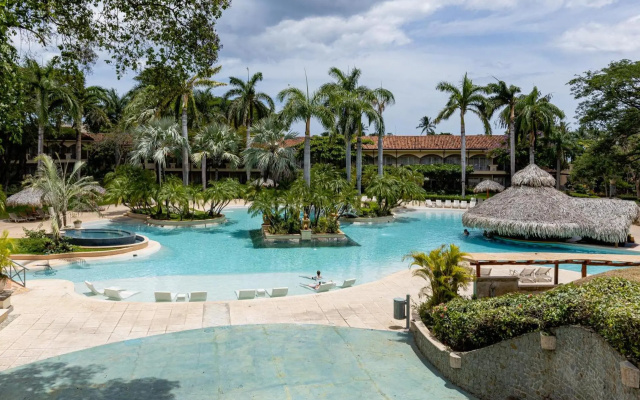 El Diria 302 Penthouse- 2 BR Ocean View Condo