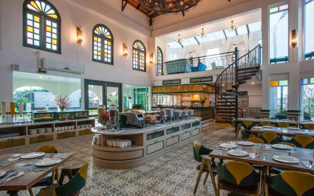 Supicha Pool Access Hotel