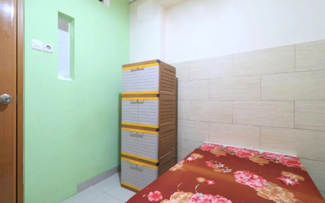 Eiffel Residence Tarakan - Female Only