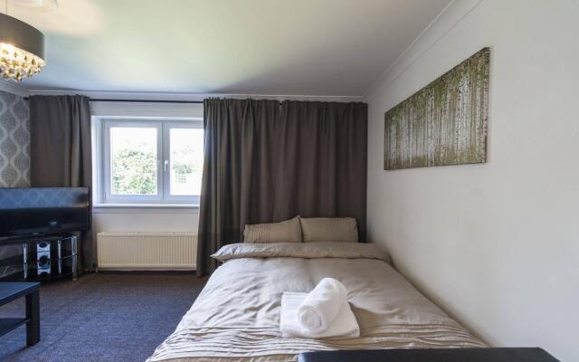 Отель Montgomery Apartments - Gyle Великобритания, Эдинбург - отзывы, цены и фото номеров - забронировать отель Montgomery Apartments - Gyle онлайн комната для гостей
