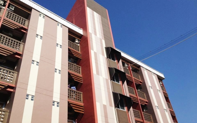 Апартаменты Burapha Bangsaen Garden Apartment вид на фасад