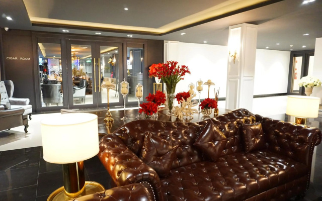 TARIS ART HOTEL PHRAE (SHA Extra Plus)