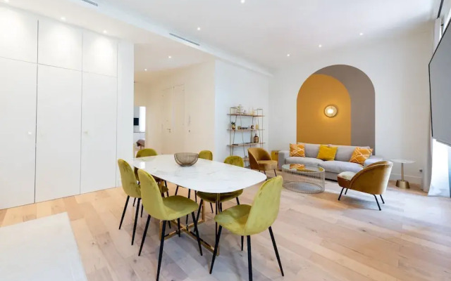 Luxury Apartment - Heart of Cannes / Rue D'antibes