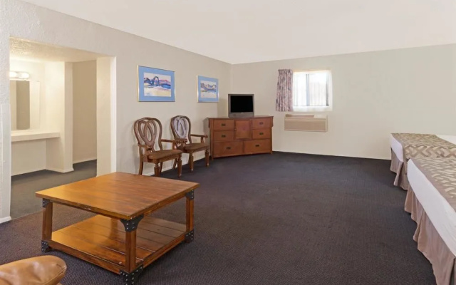 Rodeway Inn