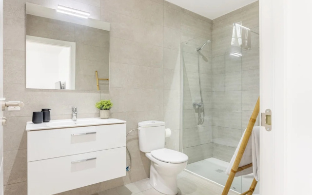 Elegant Serenity at Apartment Carine