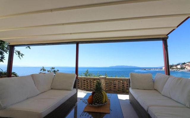 Amazing Apartment in Opatija With Wifi and 2 Bedrooms