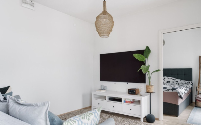 Modern 1BR Apt in Mall of Tripla