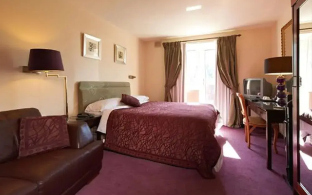 The Gate Hotel