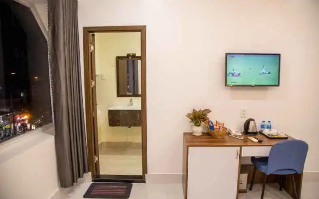 Apple Hotel