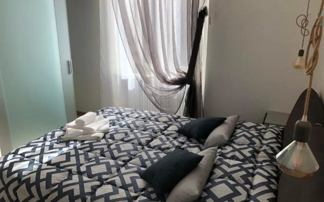 Joe Luxury House