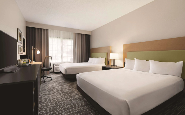 Country Inn & Suites by Radisson, Detroit Lakes, MN