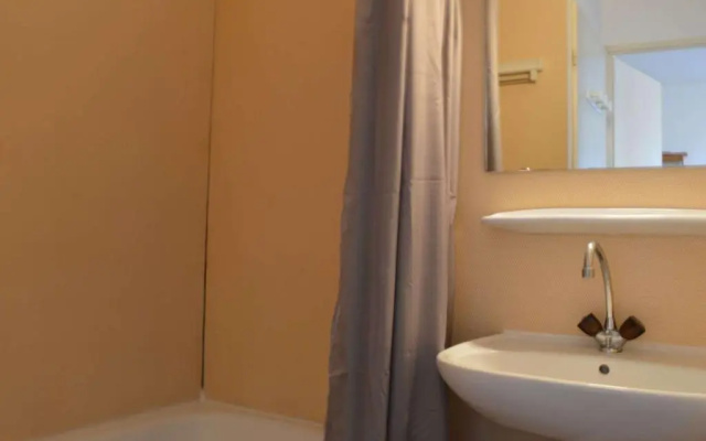 Appartement Saint-Cyprien, 2 pièces, 4 personnes - FR-1-225D-14