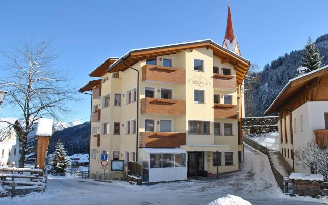 Hotel Schölzhorn Рачинес-Ратскингс вид на фасад