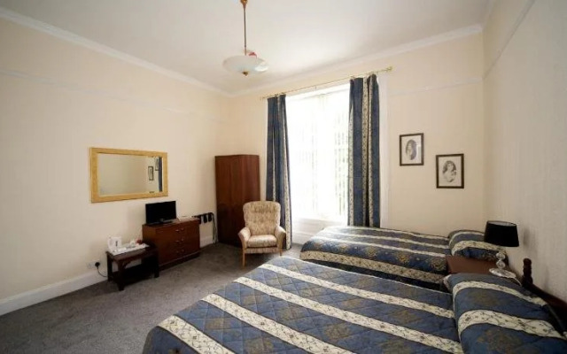 Dellwood Hotel