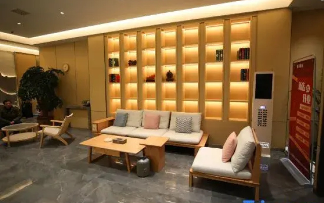 Nanxi Hotel (Jinbaihui Times Square Store, Nanjie Village)