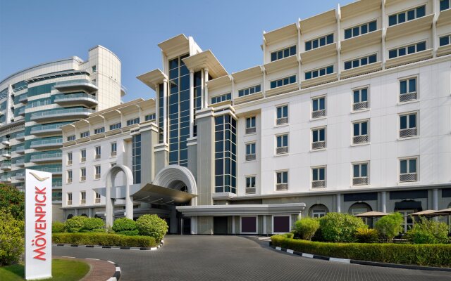 Отель Mövenpick Hotel Bur Dubai ОАЭ, Дубай - отзывы, цены и фото номеров - забронировать отель Mövenpick Hotel Bur Dubai онлайн вид на фасад