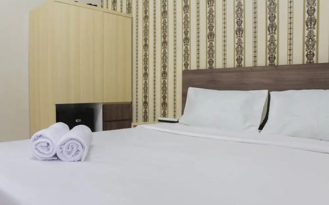 Spectacular and Posh Studio Aeropolis Apartment