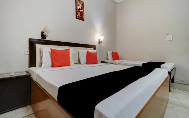 Super OYO Capital O Hotel Divine