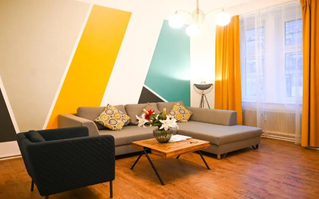 Modern Apartment Wiener Stadthalle