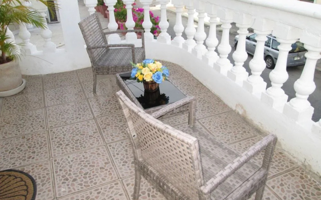 Mayan Sun Bed and Breakfast