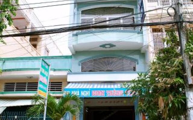 Отель Dinh Thanh Cong Guesthouse вид на фасад