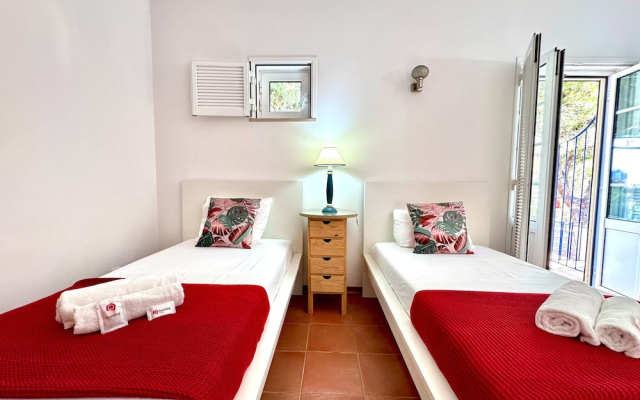 Monte Gordo Vila Verde by Homing