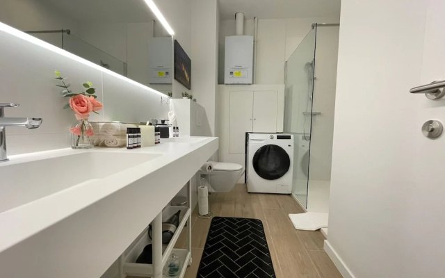 One Lux Stay Near Antwerp Central - 1 Bedroom