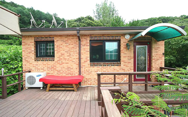 Yangpyeong Scented Clay Pension