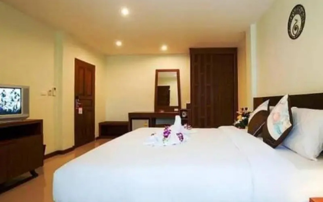 Deva Suites Patong