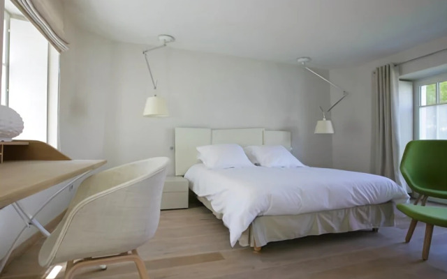 L'Annexe Des Portes