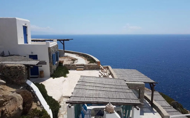 Mykonos studio with sea view