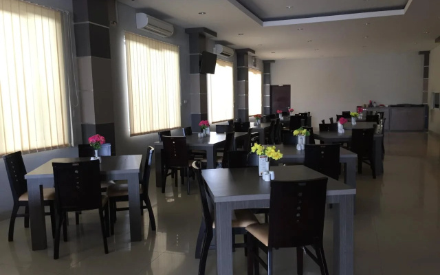 Grand Orion Hotel
