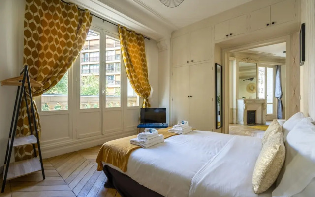 Family Apartment - 3br/10p - Trocadero