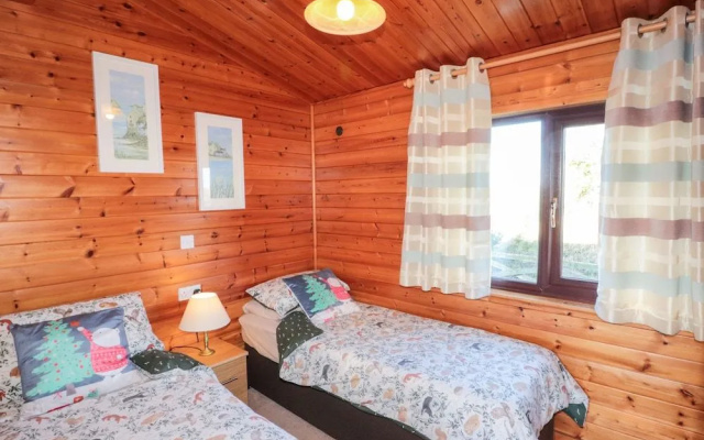 Hawthorne Lodge
