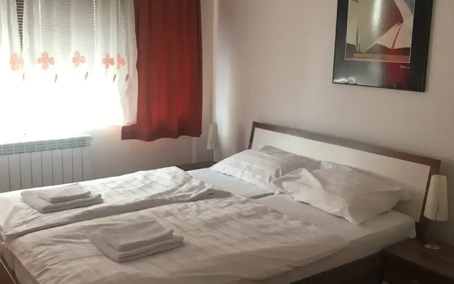 Homely Apartment in Poreč With Swimming Pool