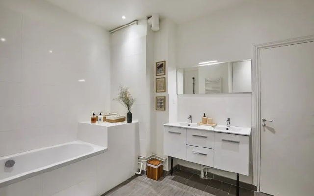 Superb Apartment in the Heart of Paris