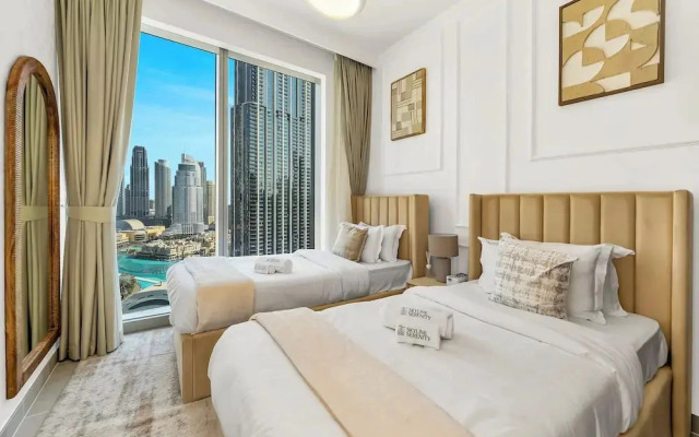 Skyline Luxury I Burj Khalifa & Fountain