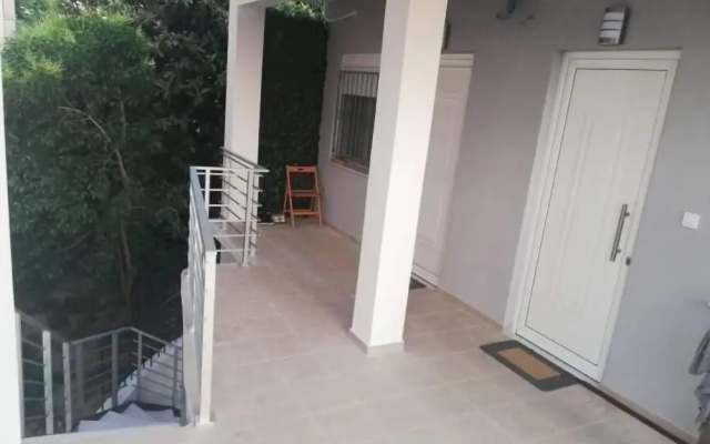 Elpida's apartments