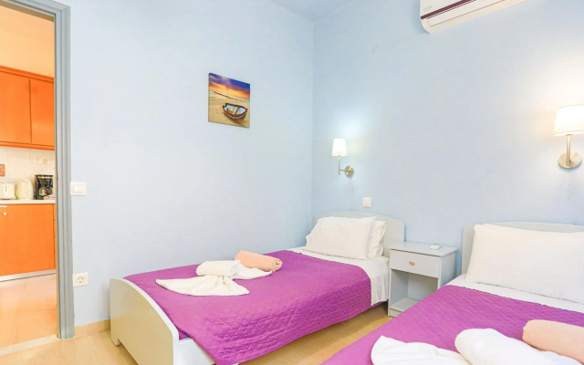 Jasmin in Katavolos With 1 Bedrooms and 1 Bathrooms