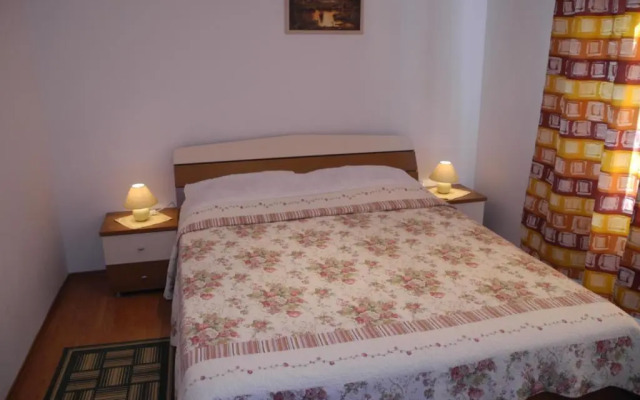 Apartment Elma 21 pax groundfloor
