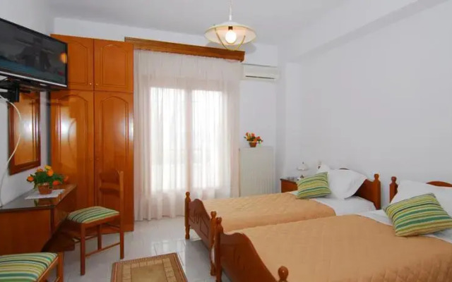 Okeanis Studios and Apartments