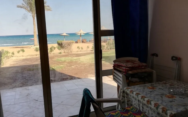 Beach front chalet