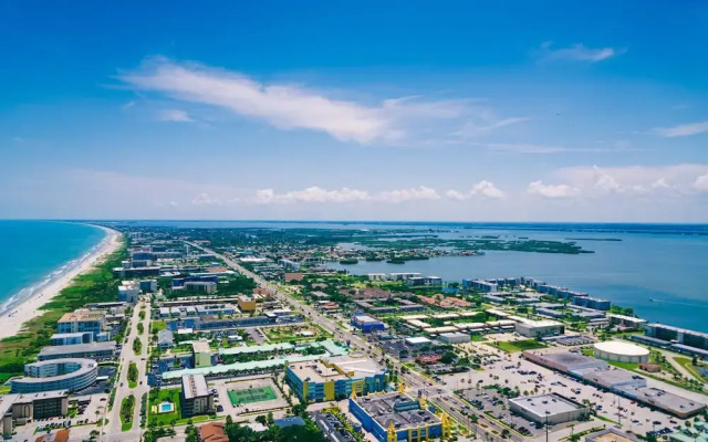 Boardwalk 205