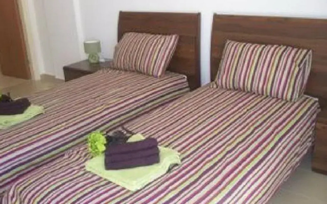 Brooke Apartment