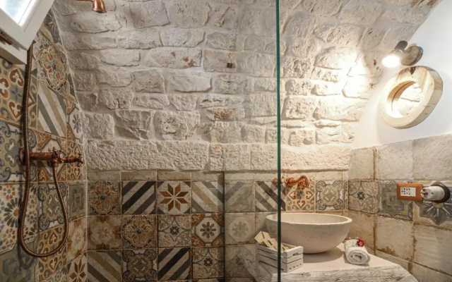 Domus Petra 96