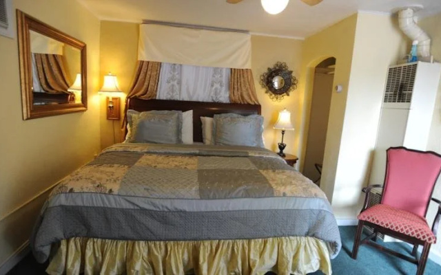 Sunflower Lodge