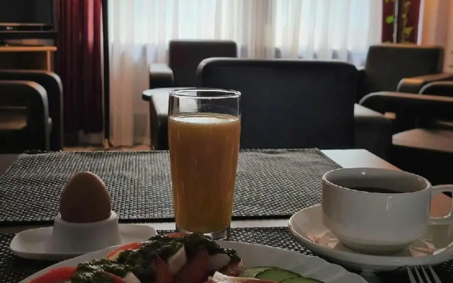 B&D Hotel
