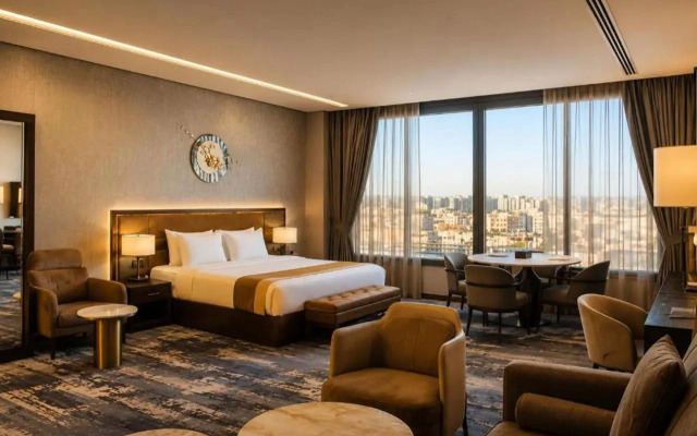 Leaf Suites