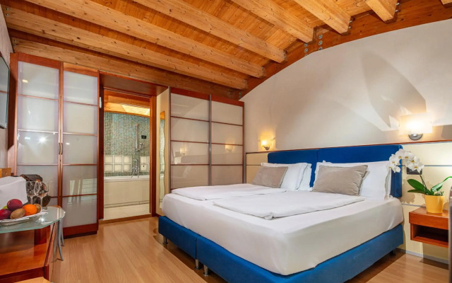 Park Hotel