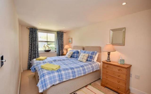 16 Solent Landing
